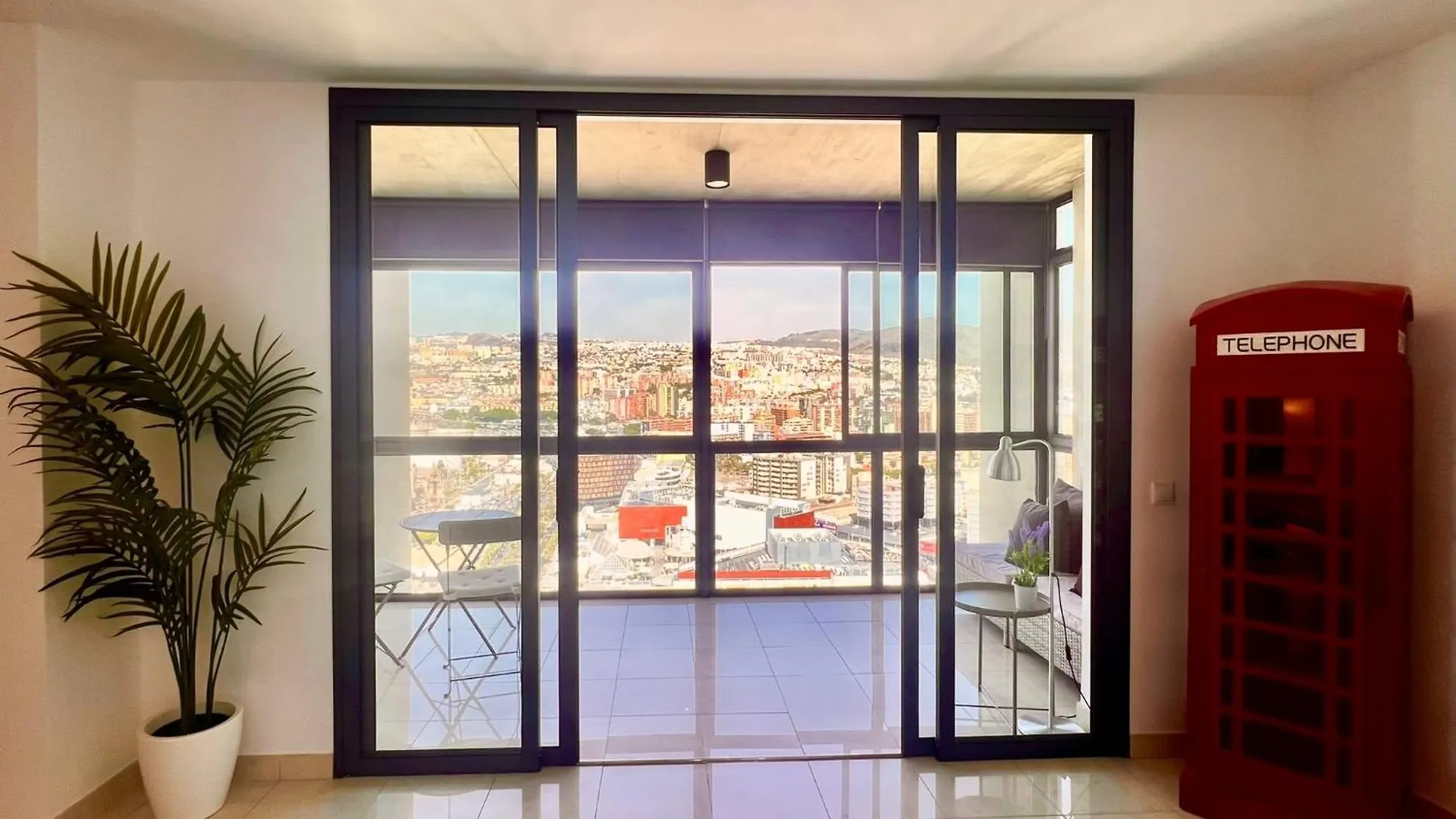 29 Floor. Home Suite Home Santa Cruz de Tenerife